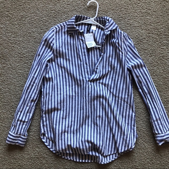 H&M Tops - H&M Stripped Shirt SIZE: 4